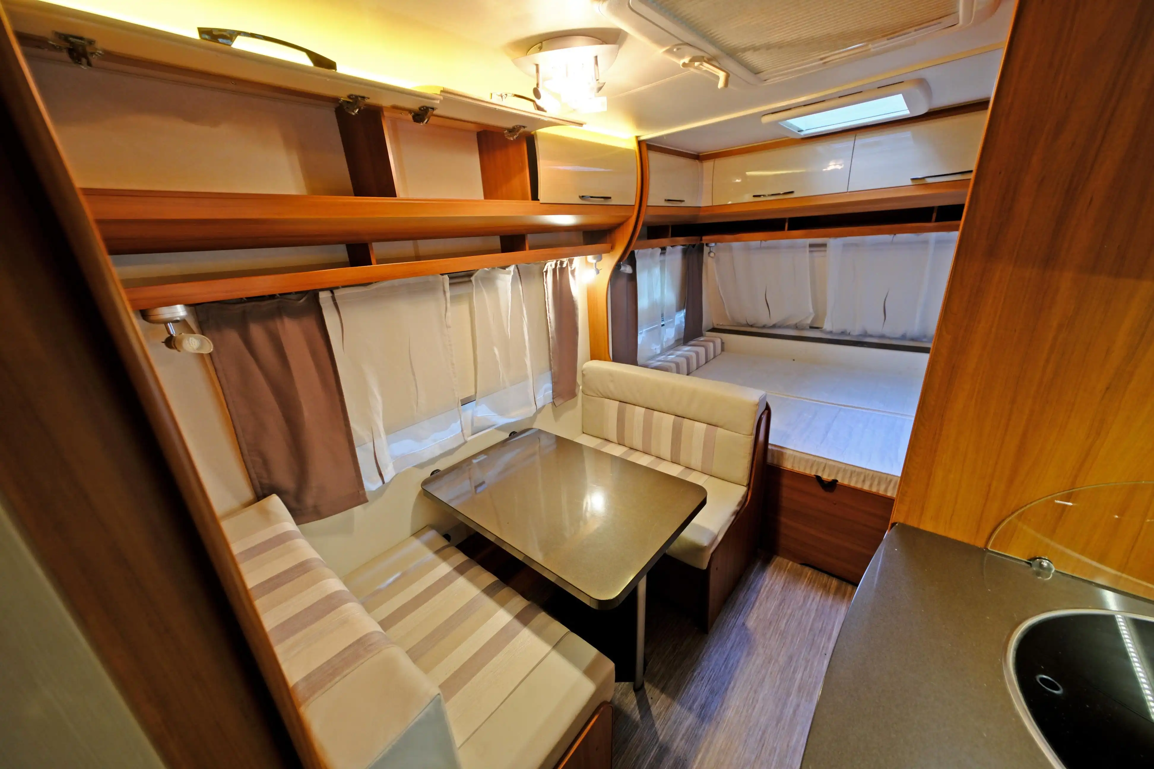 HOBBY Ontour 470 KMF